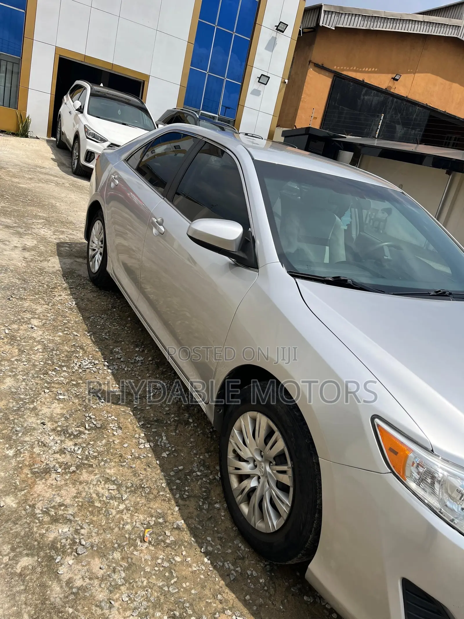 Toyota Camry 2012 Silver