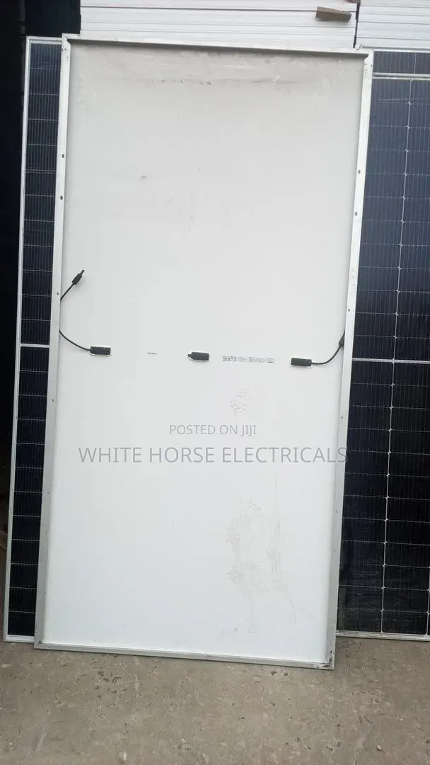 600watts Single Phase Jinko Solar Panel