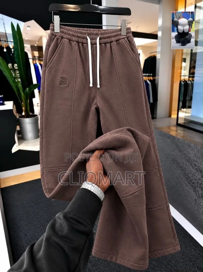 Heavyweight Pintuck Wide-Leg Heavy-Fleece Sweatpants