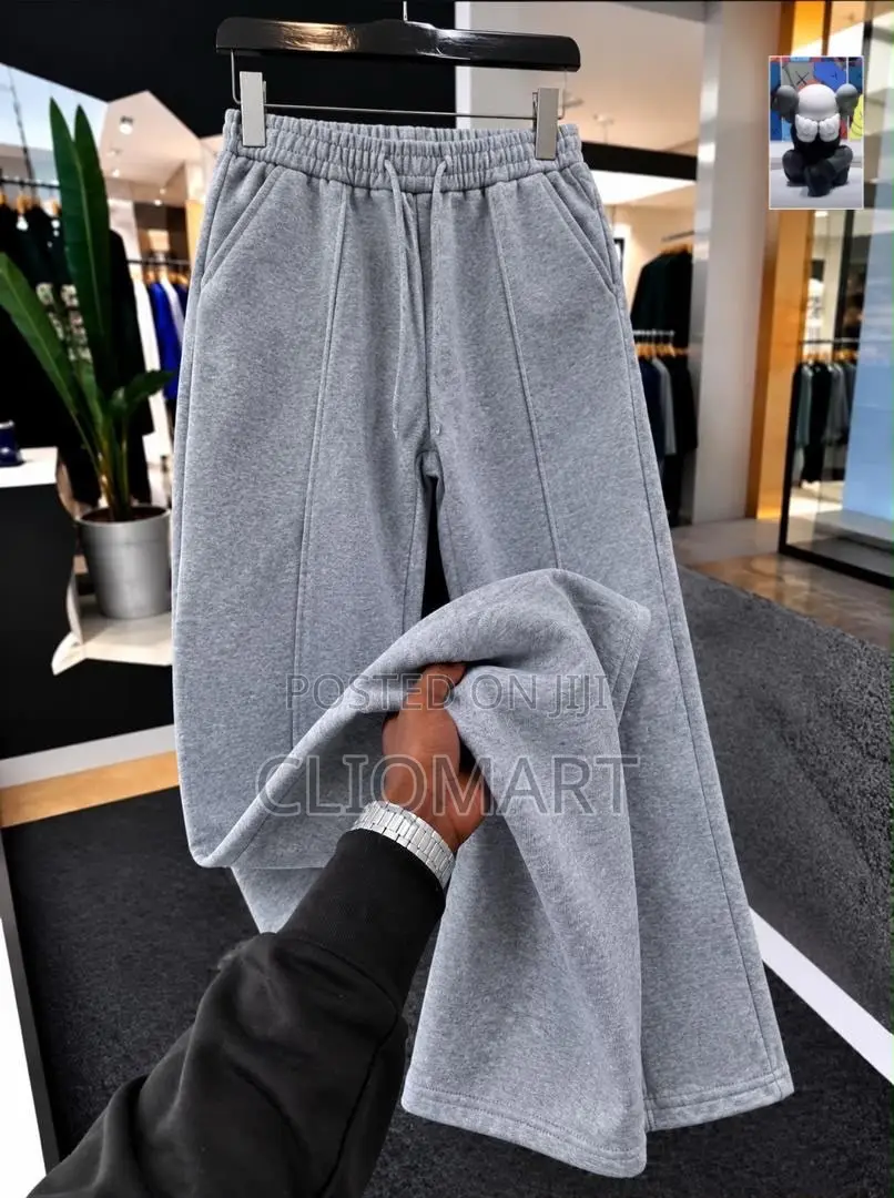 Heavyweight Pintuck Wide-Leg Heavy-Fleece Sweatpants