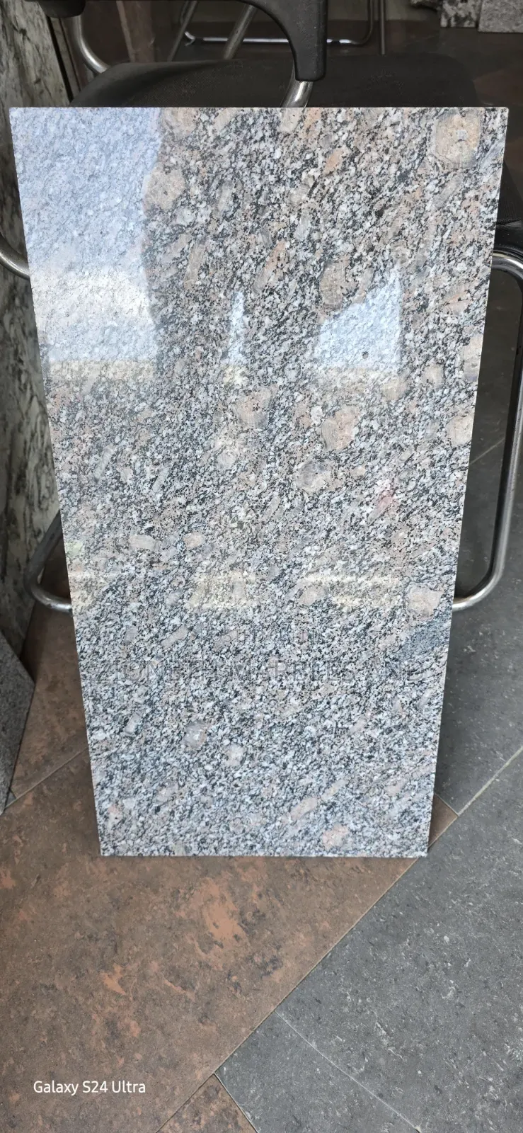Premium Quality 30x60 Royal Brown Granite Tiles