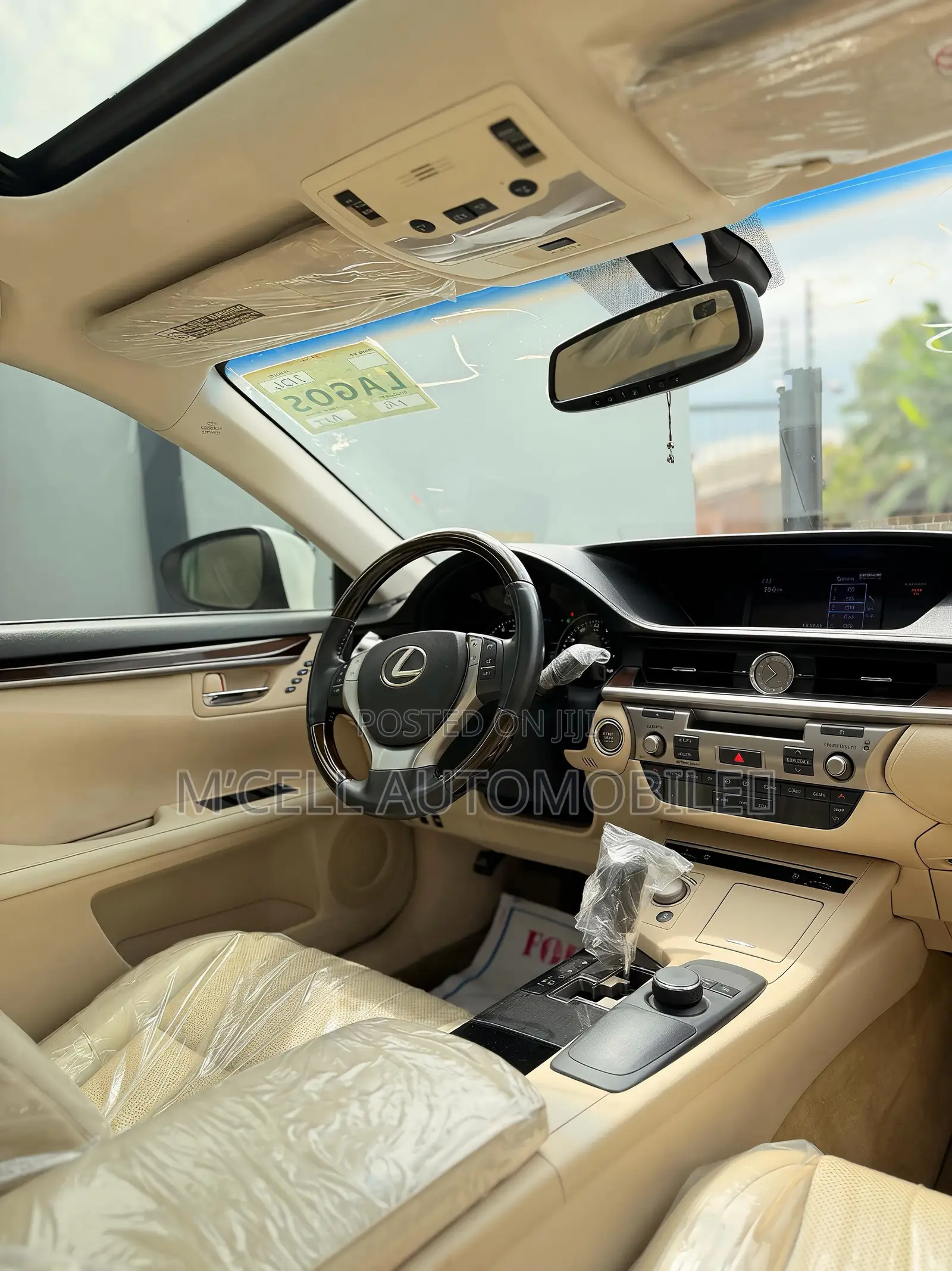 Lexus ES 350 FWD 2014 White
