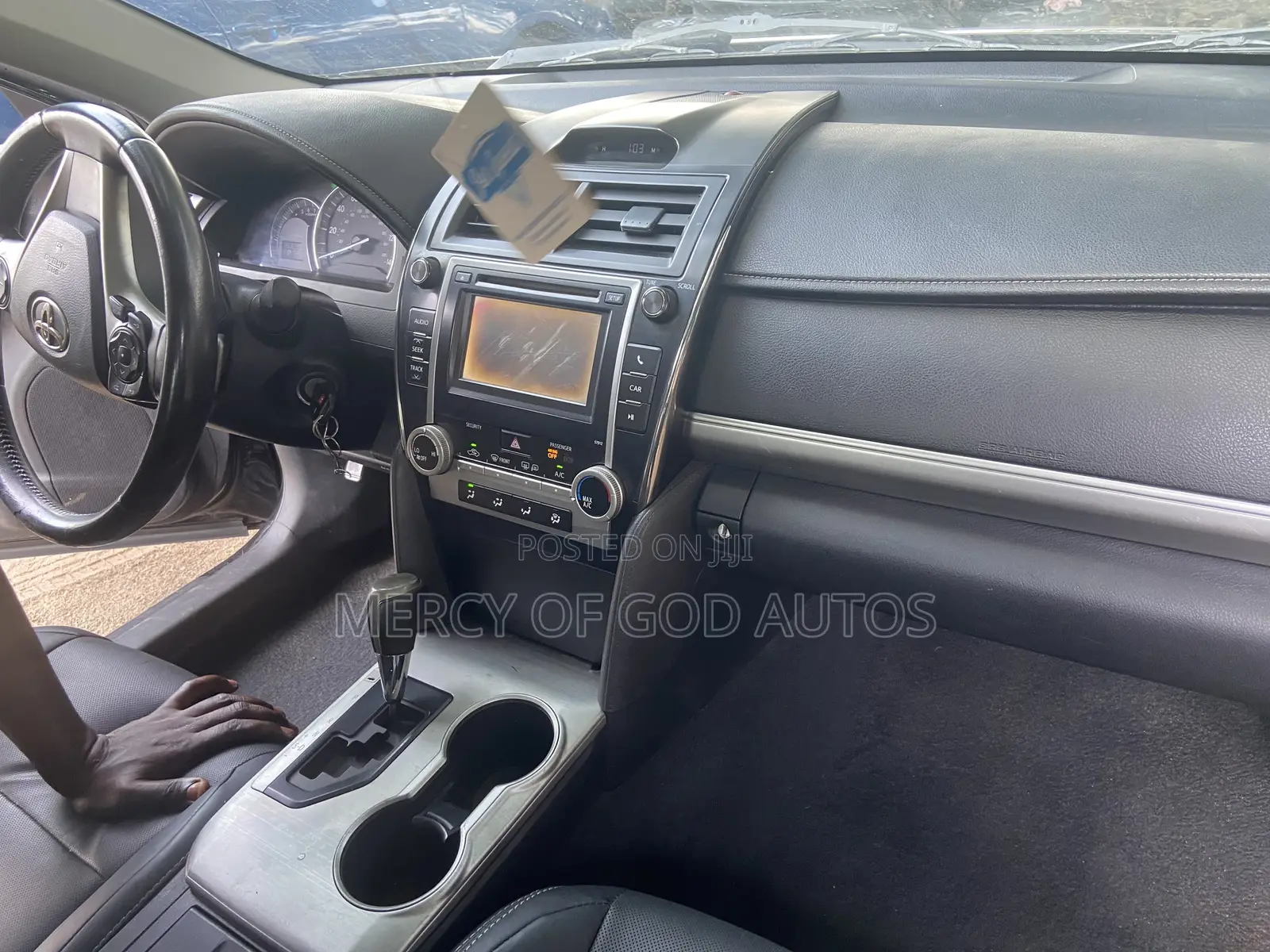 Toyota Camry SE 4dr Sedan (2.5L 4cyl 6A) 2013 Black
