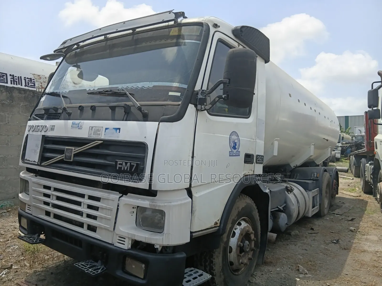 15toonnes Reg. Volvo LPG Bobtail