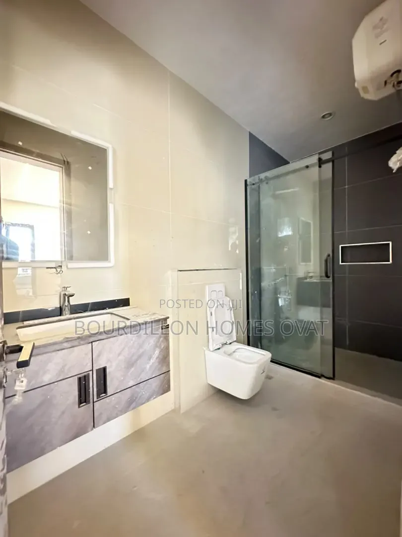 4bdrm Duplex in Lekki Phase 1 for sale