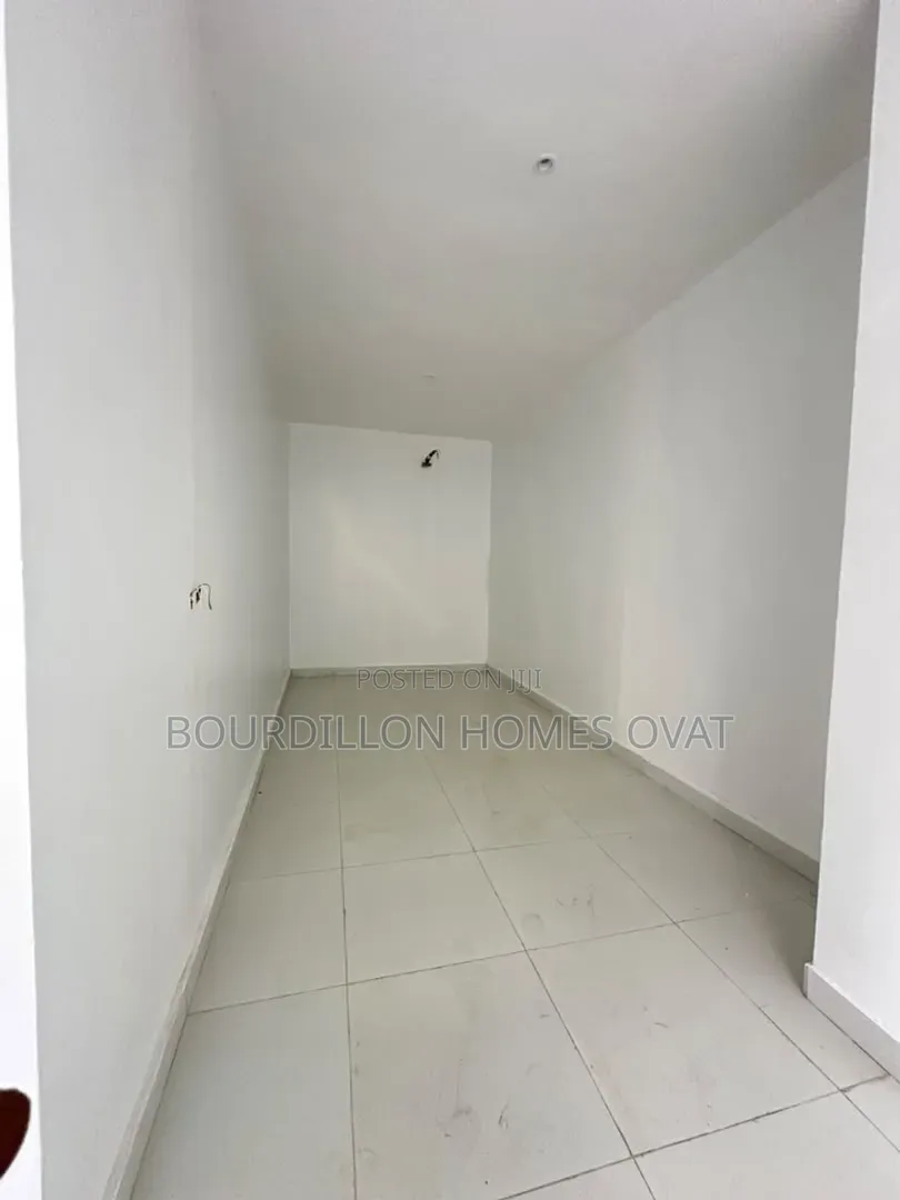 4bdrm Duplex in Lekki Phase 1 Lagos for sale