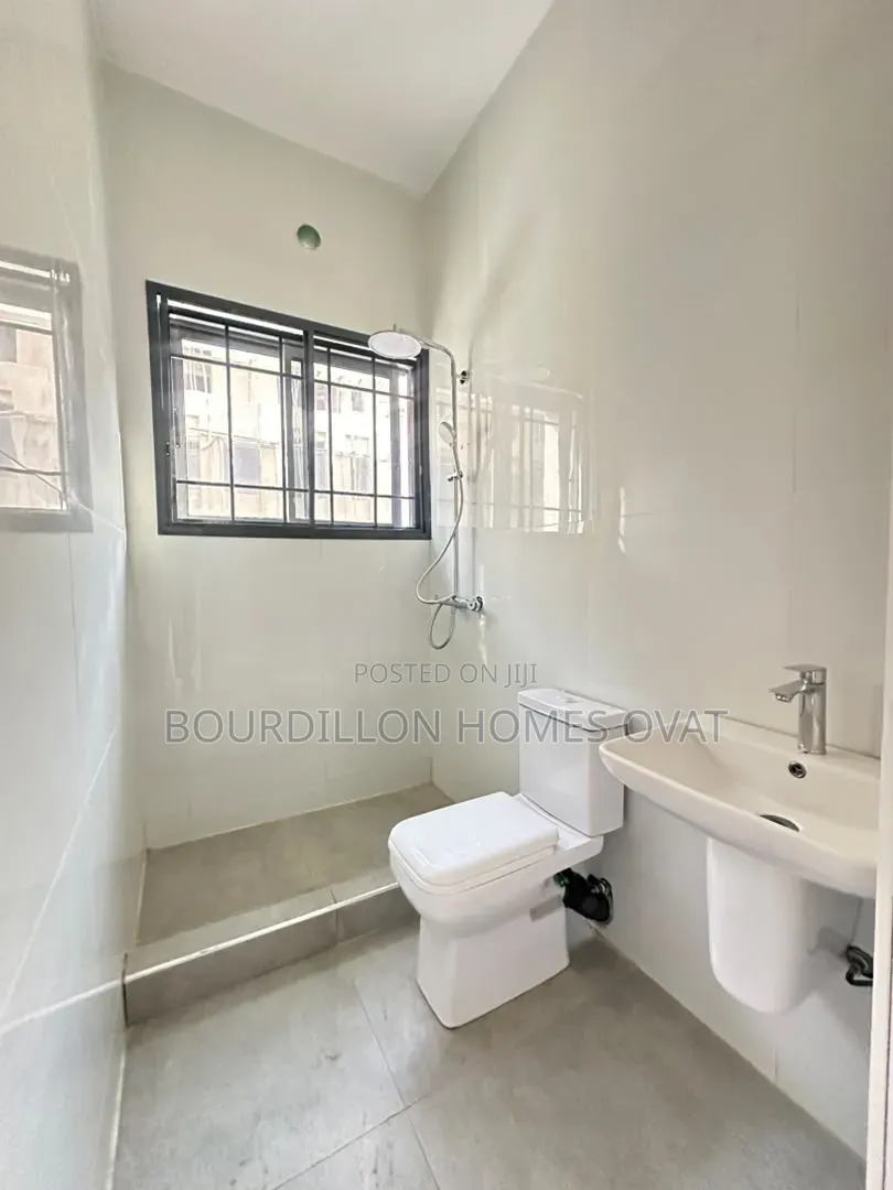 4bdrm Duplex in Lekki Phase 1 Lagos for sale