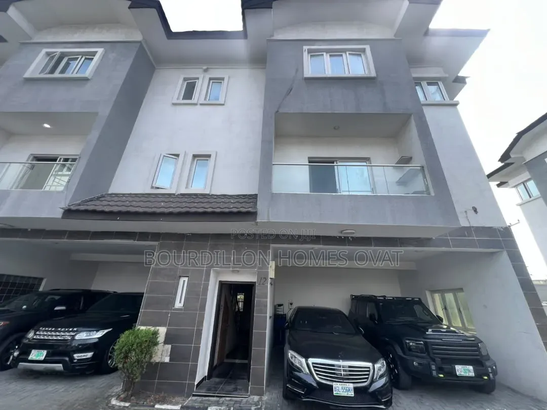 3bdrm Duplex in Lekki Phase 1 Lagos for sale