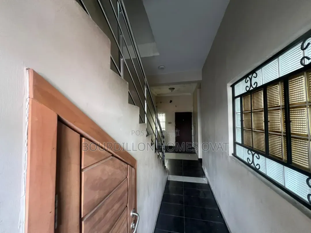 3bdrm Duplex in Lekki Phase 1 Lagos for sale