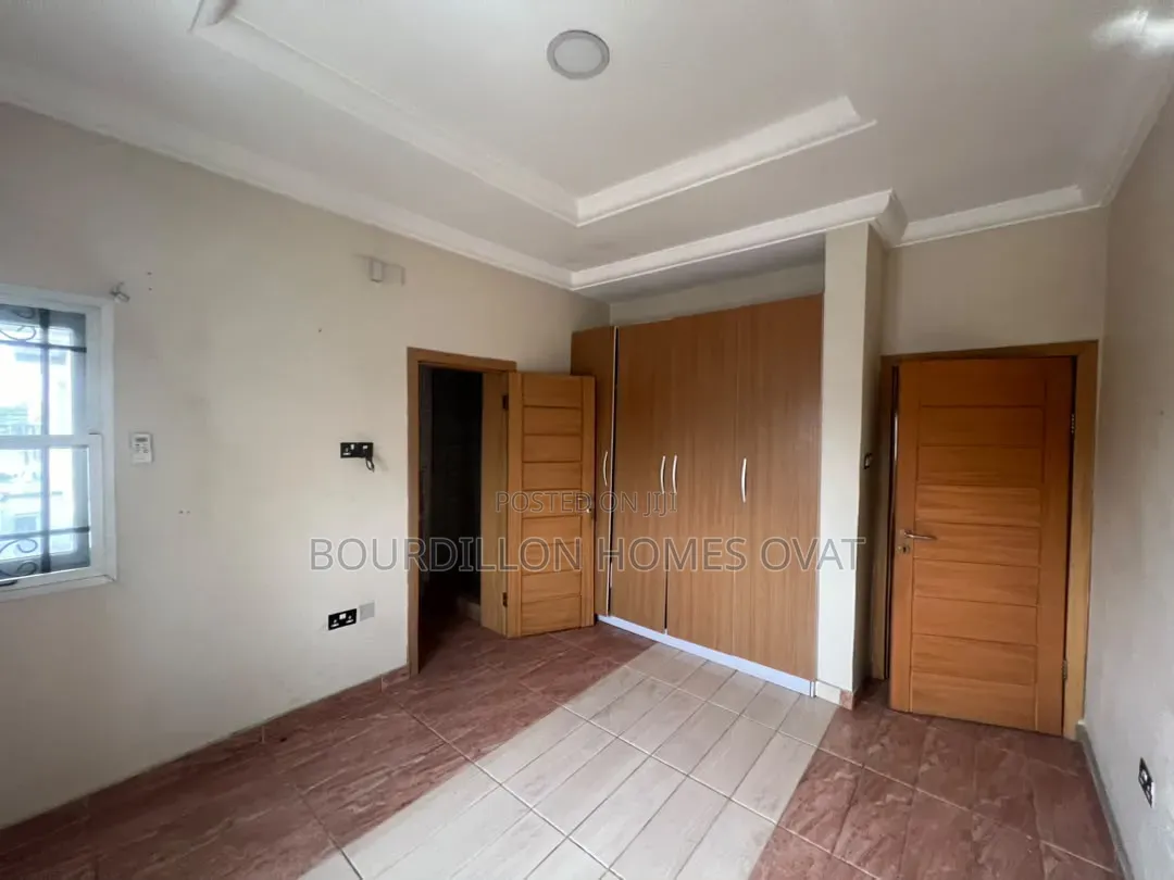 3bdrm Duplex in Lekki Phase 1 Lagos for sale