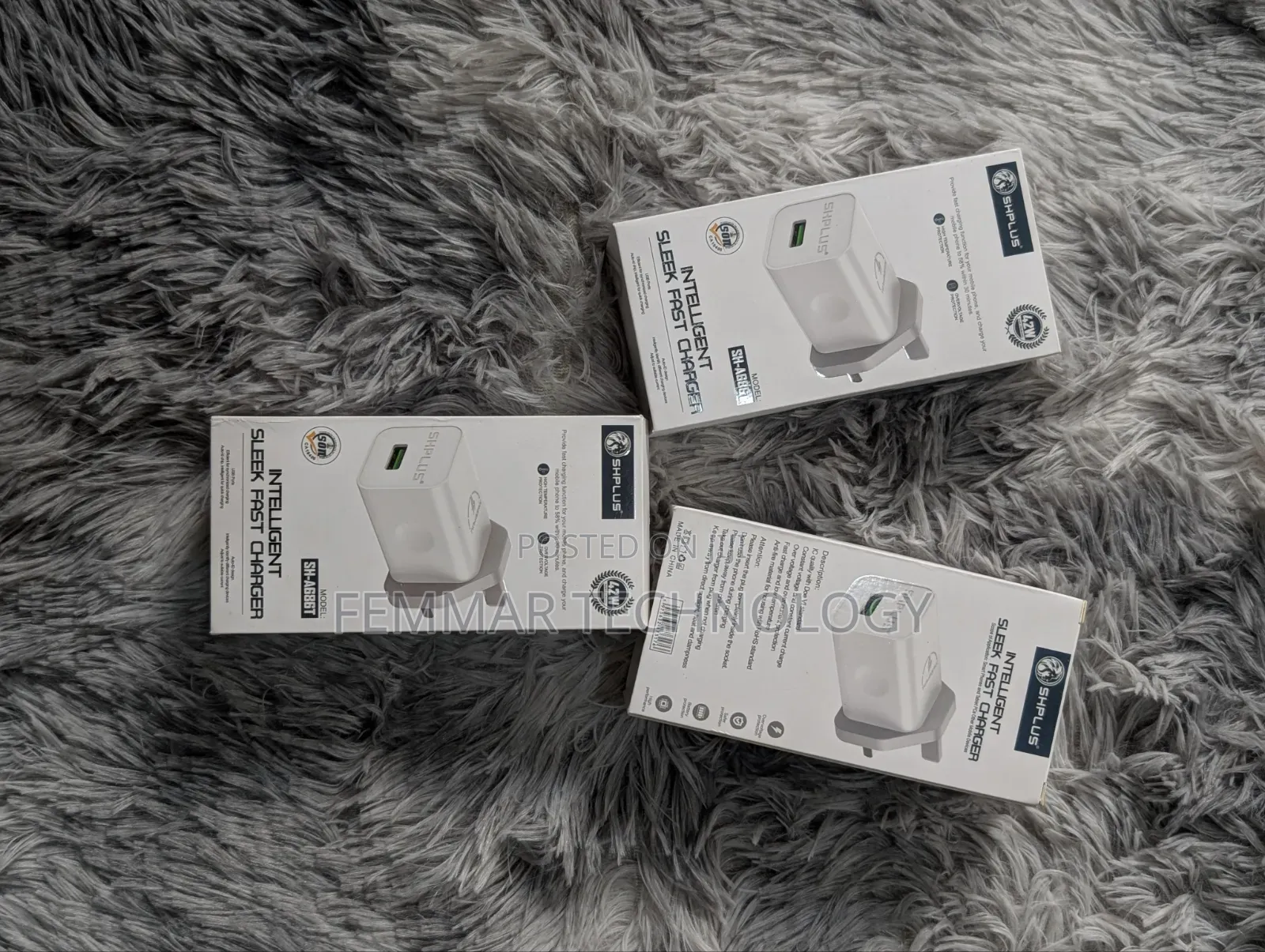 Shplus Intelligent Sleek Fast Charger