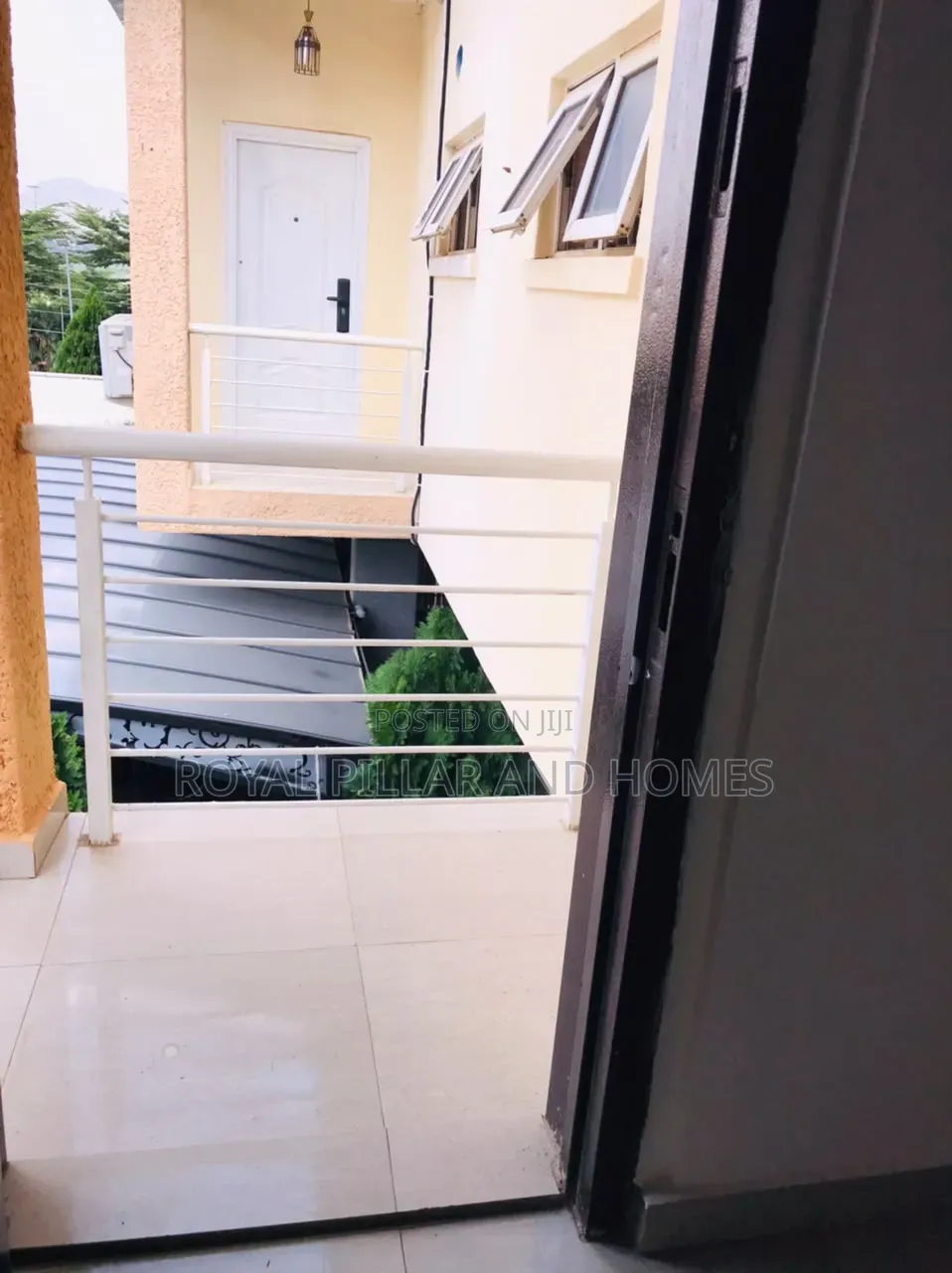 4bdrm Duplex in Lifecamp Estate for rent