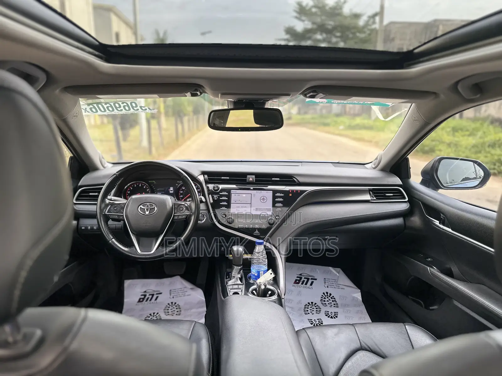 Toyota Camry XSE V6 (3.5L V6 8A) 2019 Blue