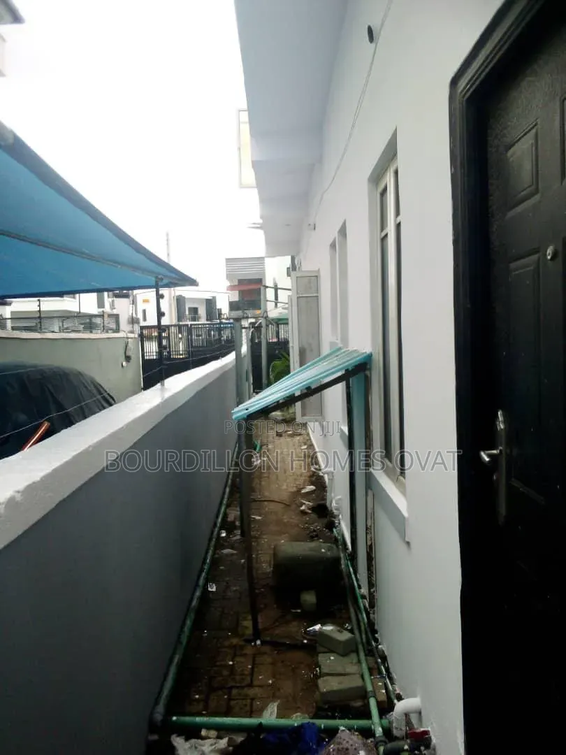 4bdrm Duplex in Lekki County, Ikota for sale