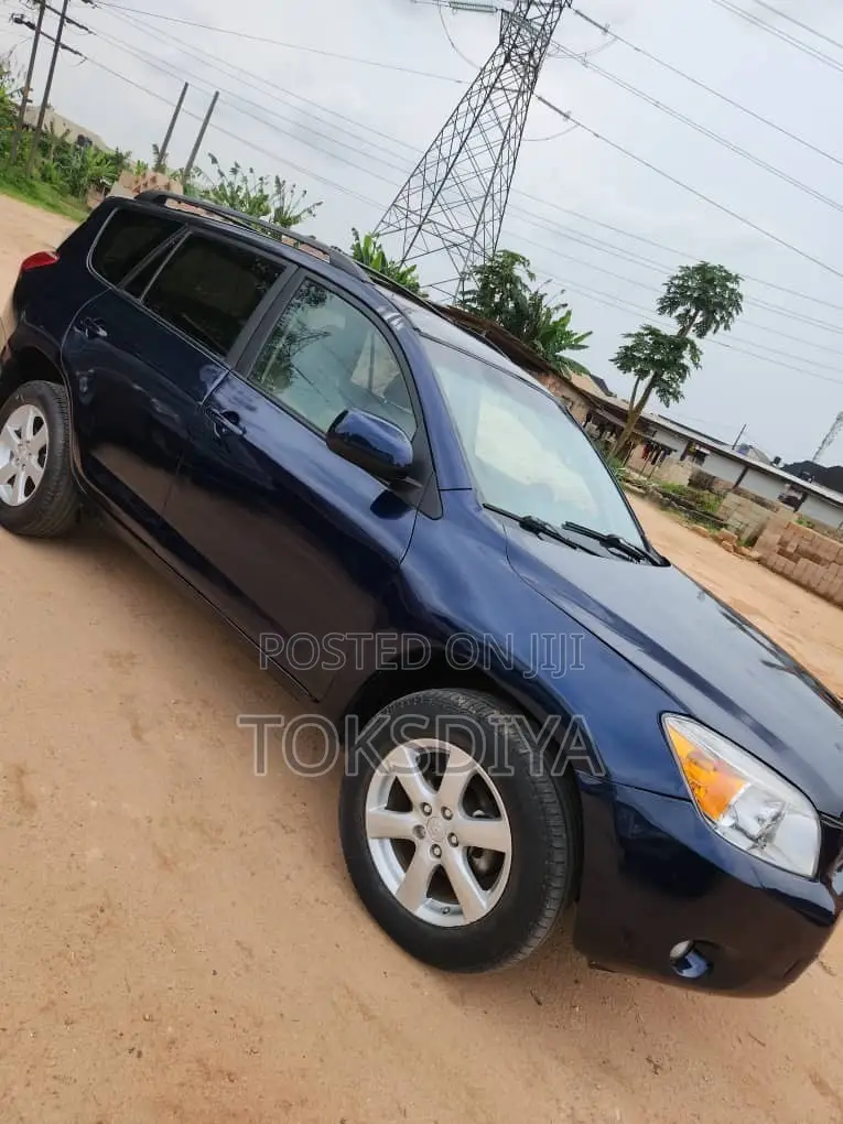 Toyota RAV4 2.4 2008 Blue