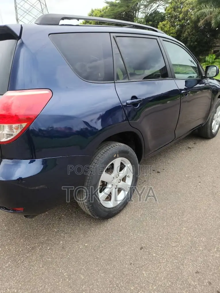 Toyota RAV4 2.4 2008 Blue