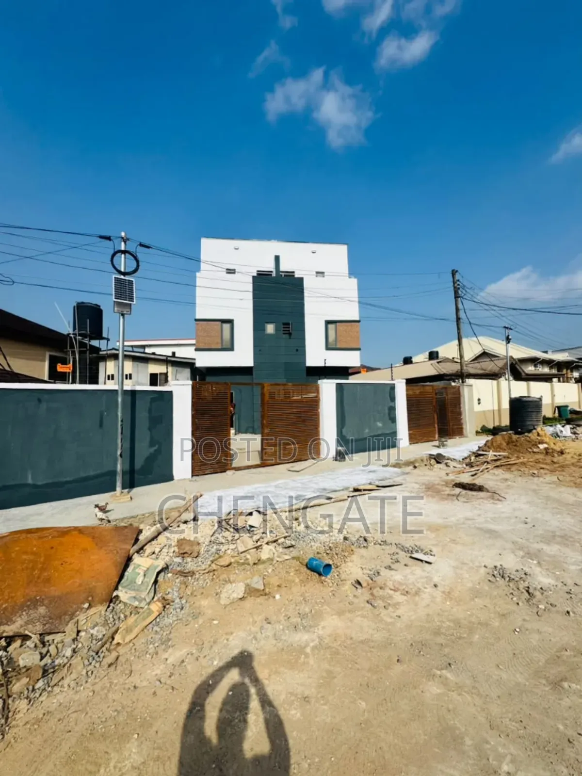 4bdrm Duplex in GRA Phase 1 for sale