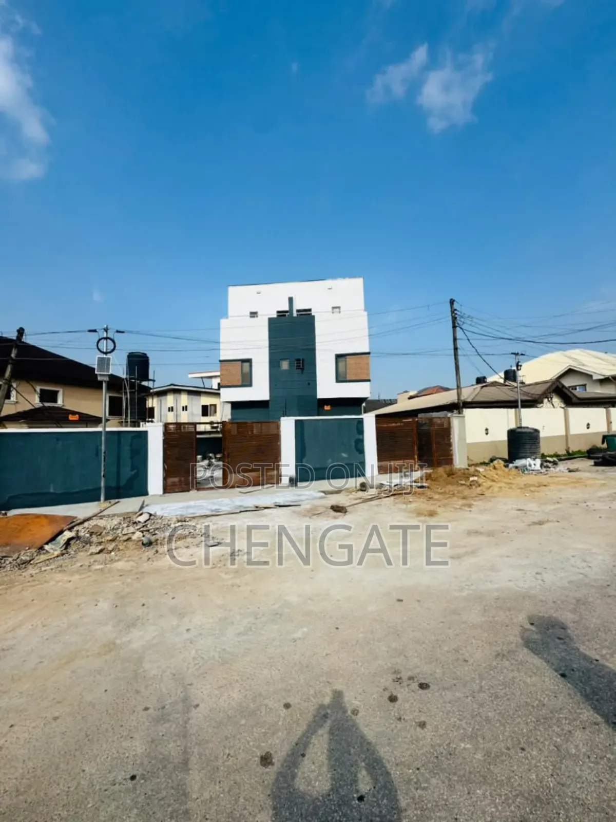 4bdrm Duplex in GRA Phase 1 for sale