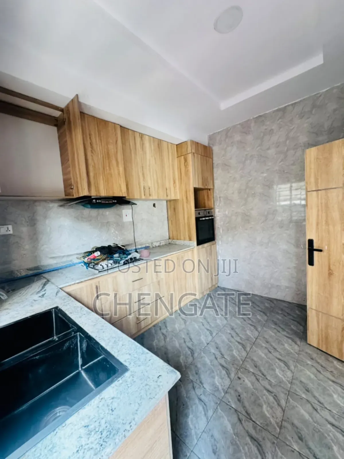 4bdrm Duplex in GRA Phase 1 for sale
