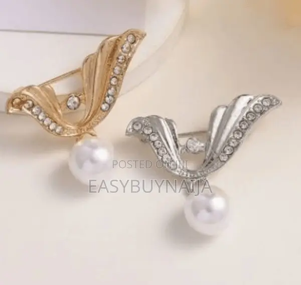 Anti-Light Jewelry Fashion Brooch