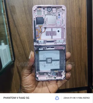 Infinix Zero Flip X6962 Amoled Screen