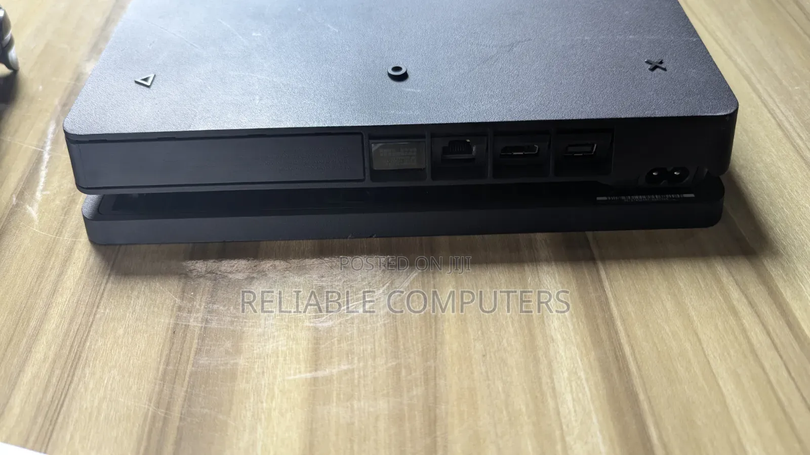 PS4 With Games and 2pads