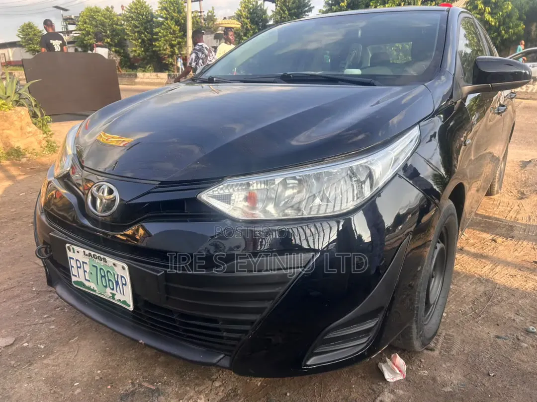 Toyota Yaris 2019 Black
