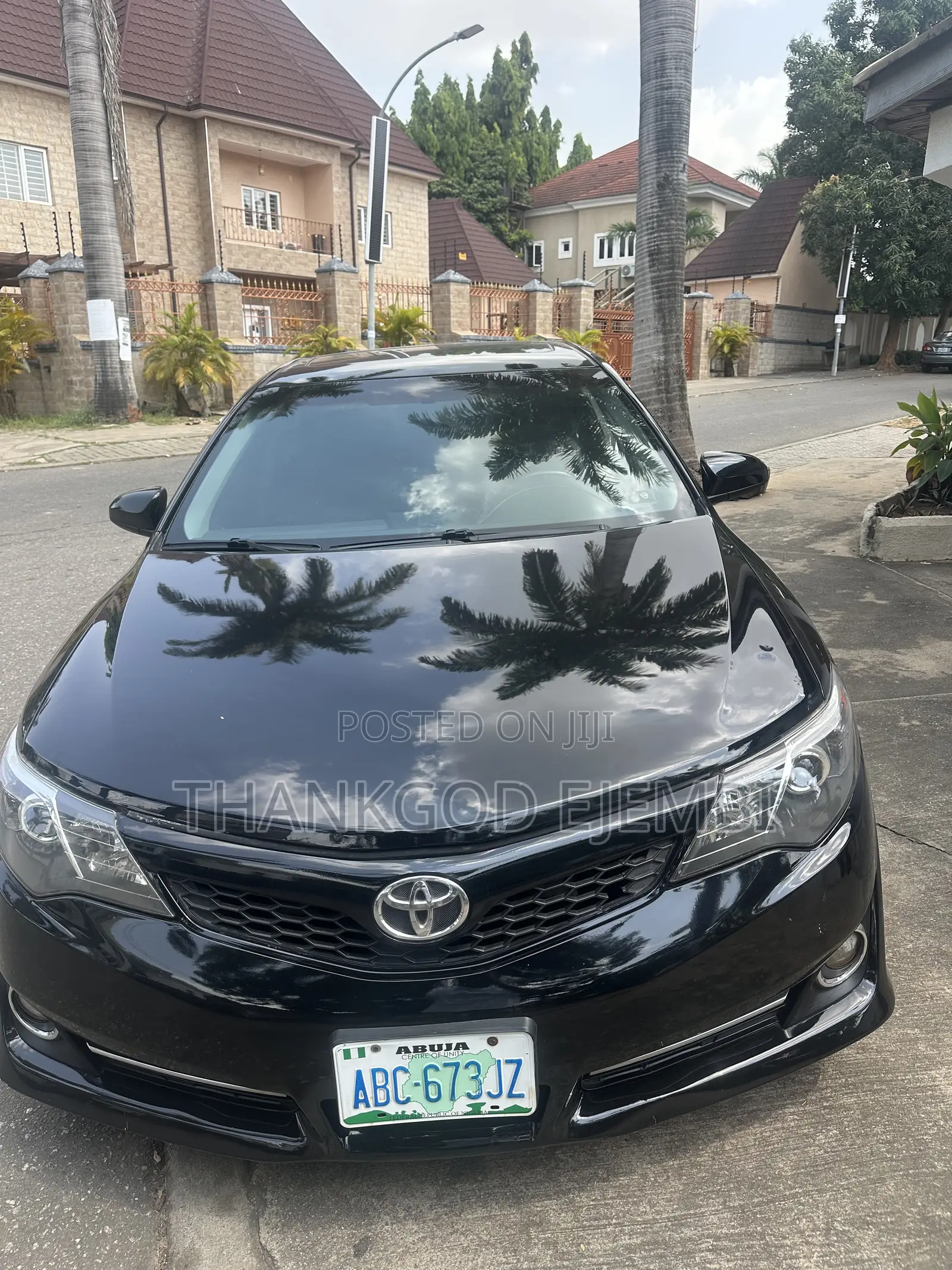Toyota Camry SE 4dr Sedan (2.5L 4cyl 6A) 2013 Black