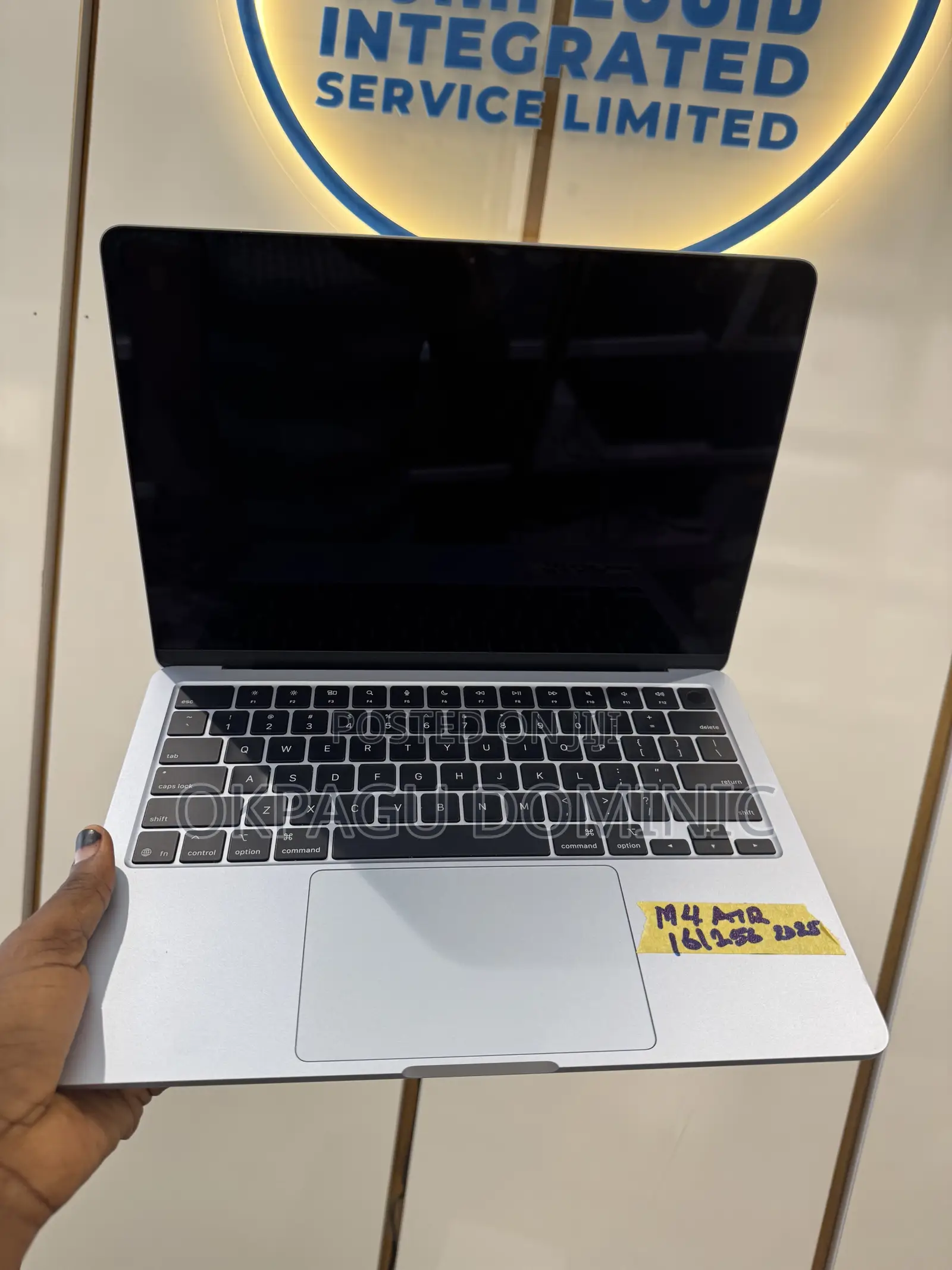Laptop Apple MacBook Air 2025 M4 16GB Apple M5 Max SSD 512GB