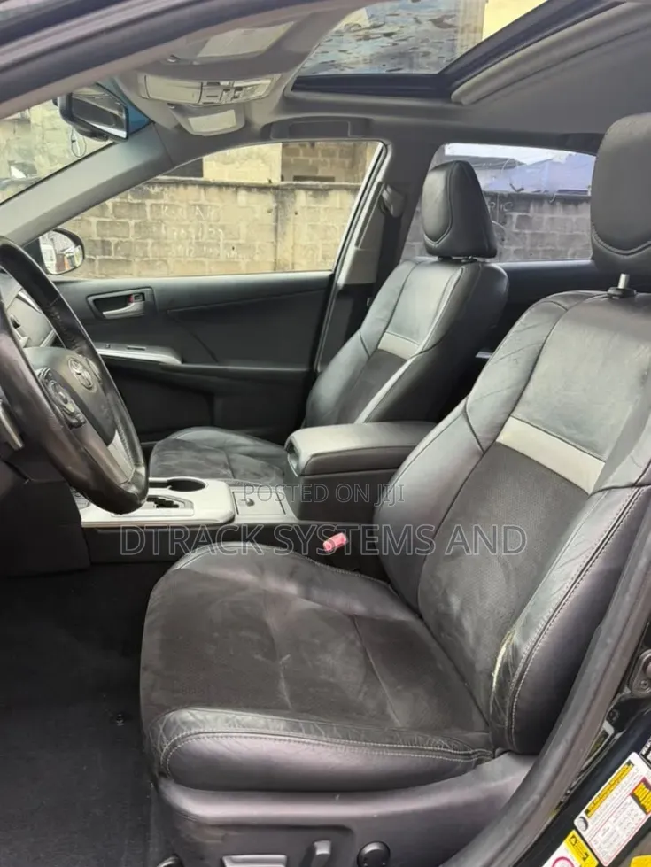 Toyota Camry SE V6 4dr Sedan (3.5L 6cyl 6A) 2013 Black