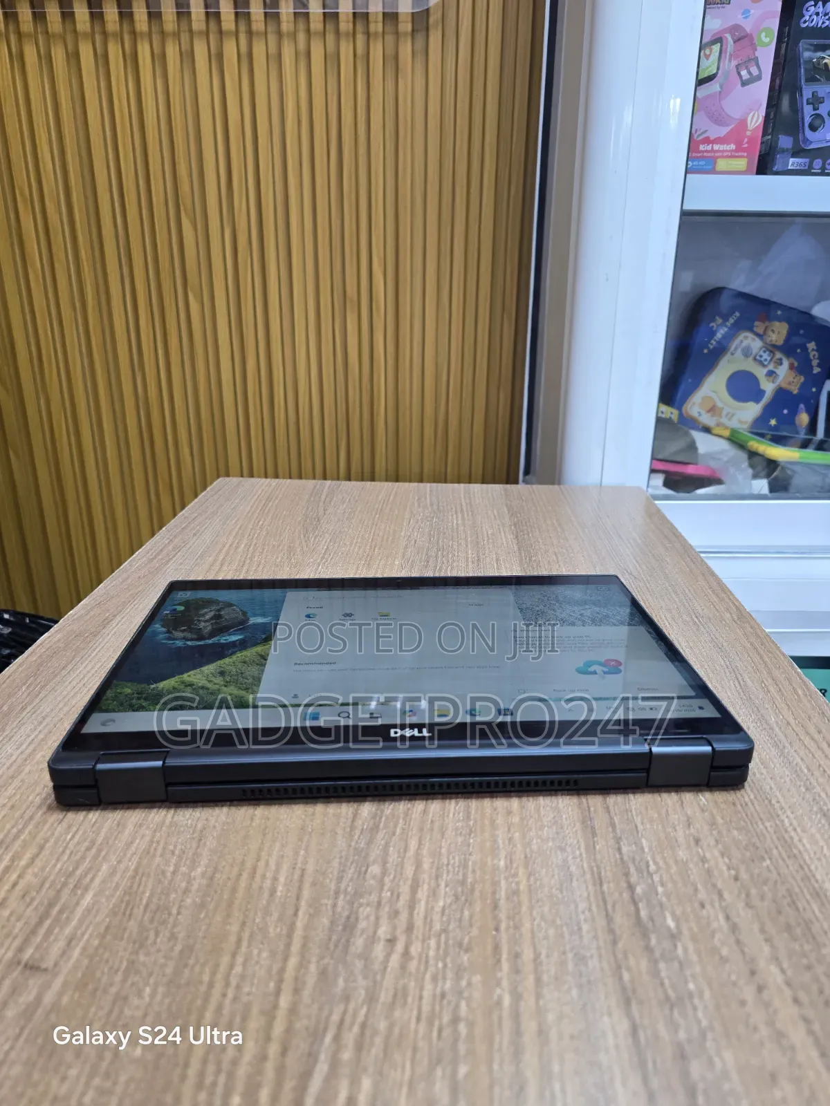 Laptop Dell Latitude 7390 2-in-1 16GB Intel Core i5 SSD 256GB