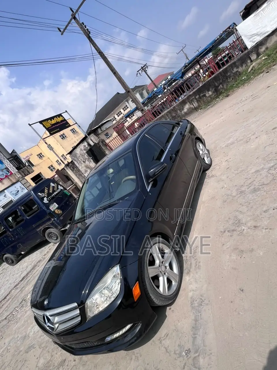 Mercedes-Benz C300 Luxury Sedan RWD (3.0L 6cyl 7A) 2011 Black