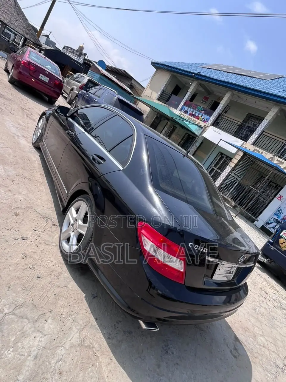 Mercedes-Benz C300 Luxury Sedan RWD (3.0L 6cyl 7A) 2011 Black