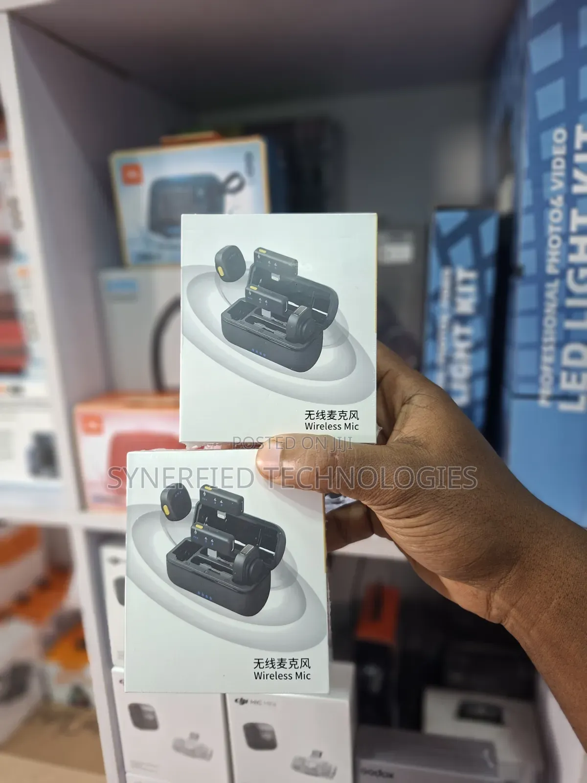 D07 Dual Wireless Microphones With AI Noise Cancellation