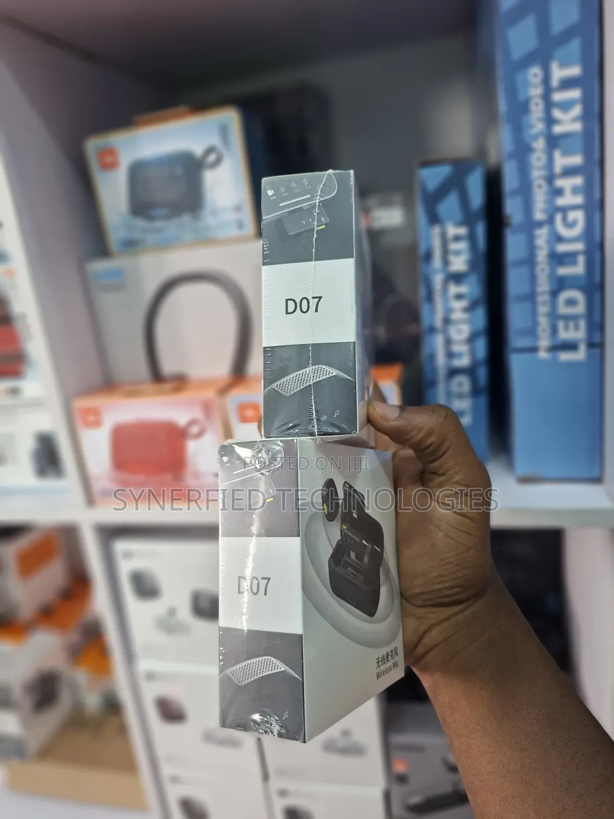 D07 Dual Wireless Microphones With AI Noise Cancellation