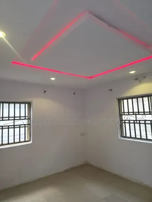 3bdrm Bungalow in Peluseriki, Akala Express for rent