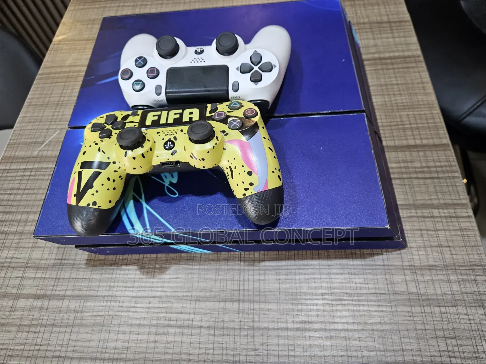 Clean & Neat PS4 (Hacked)