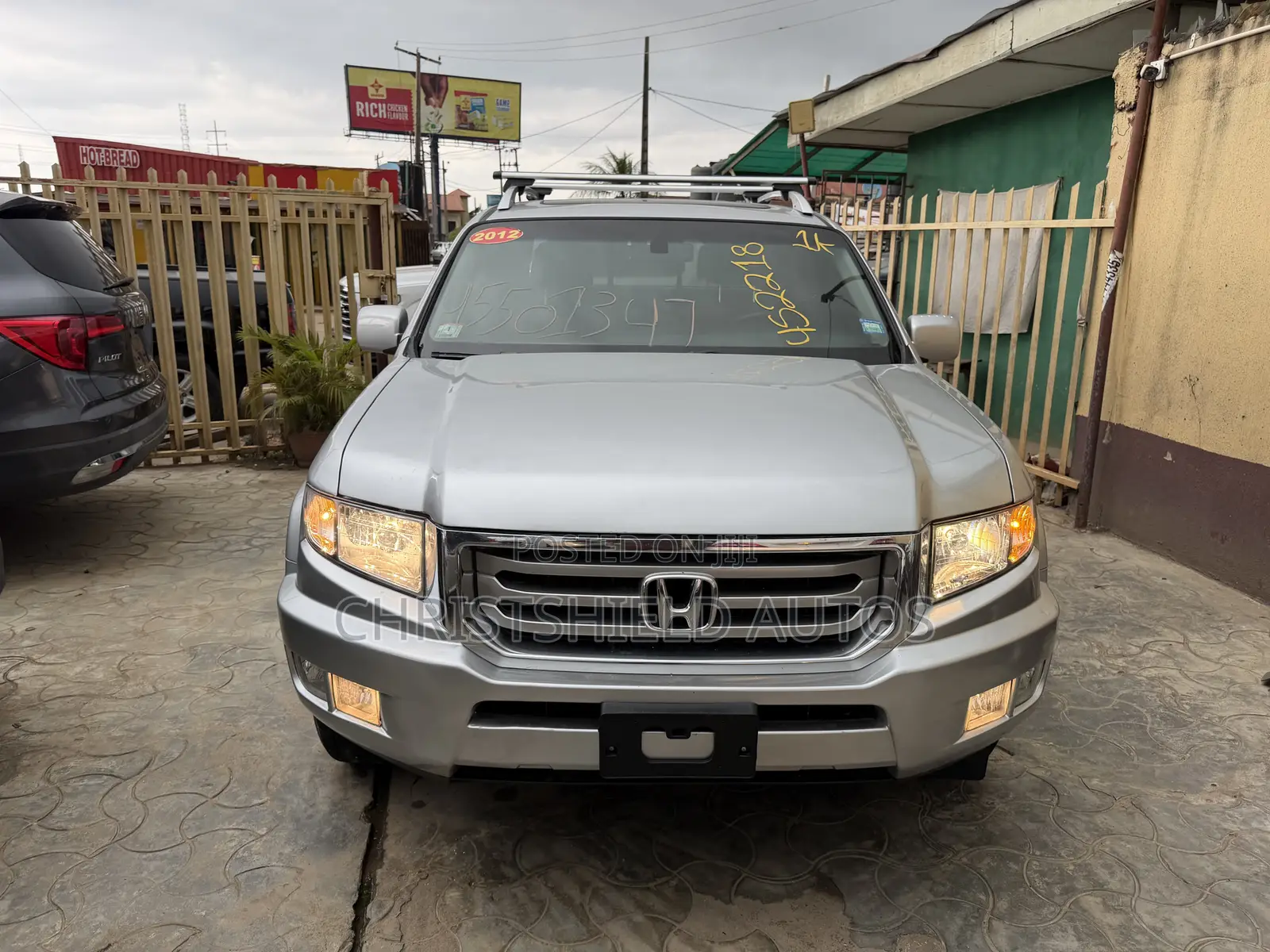 Honda Ridgeline RTL w/Leather 4x4 Crew Cab 122 in. WB 2012 Silver