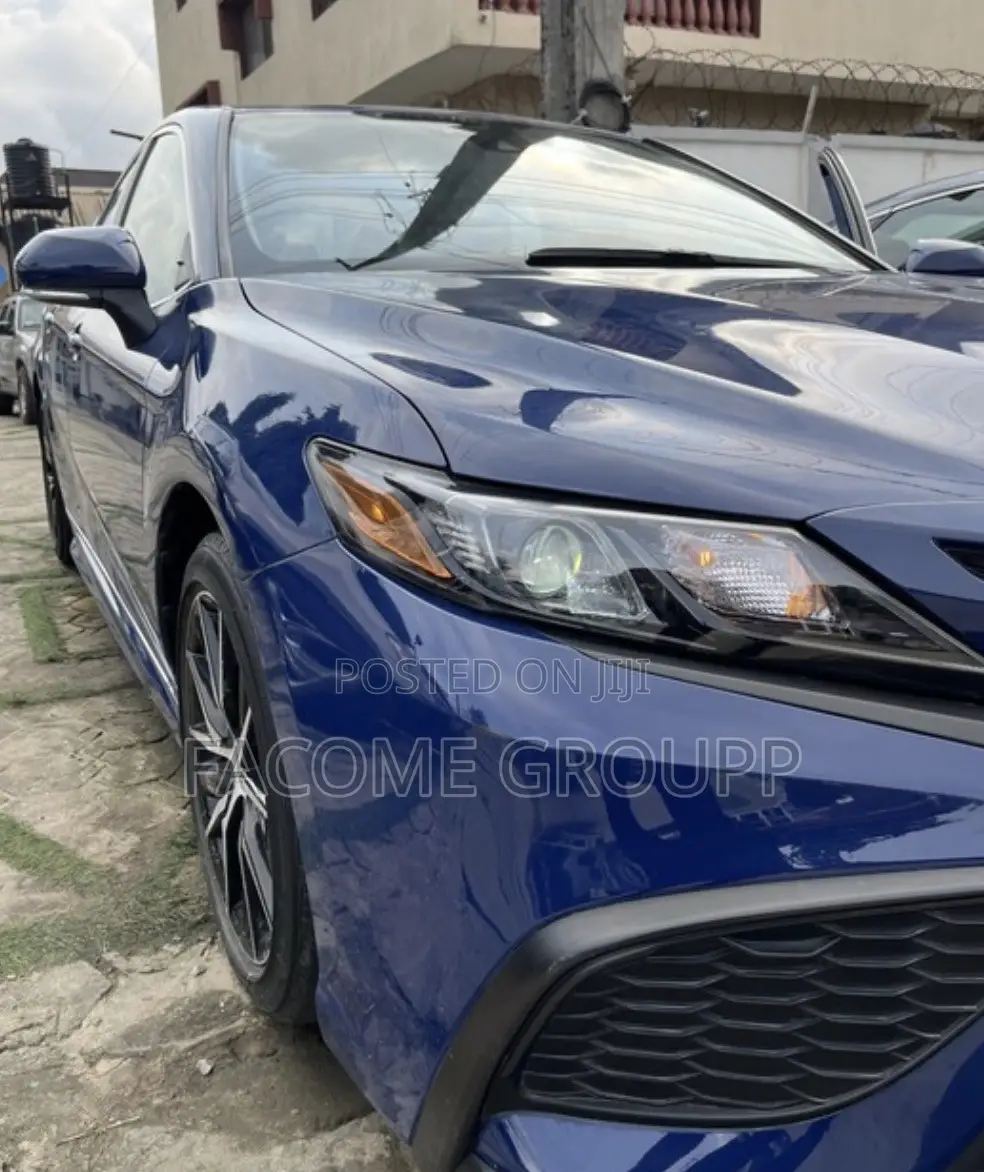 Toyota Camry 2023 Blue