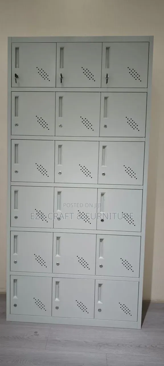 18 Doors Workers Lockers