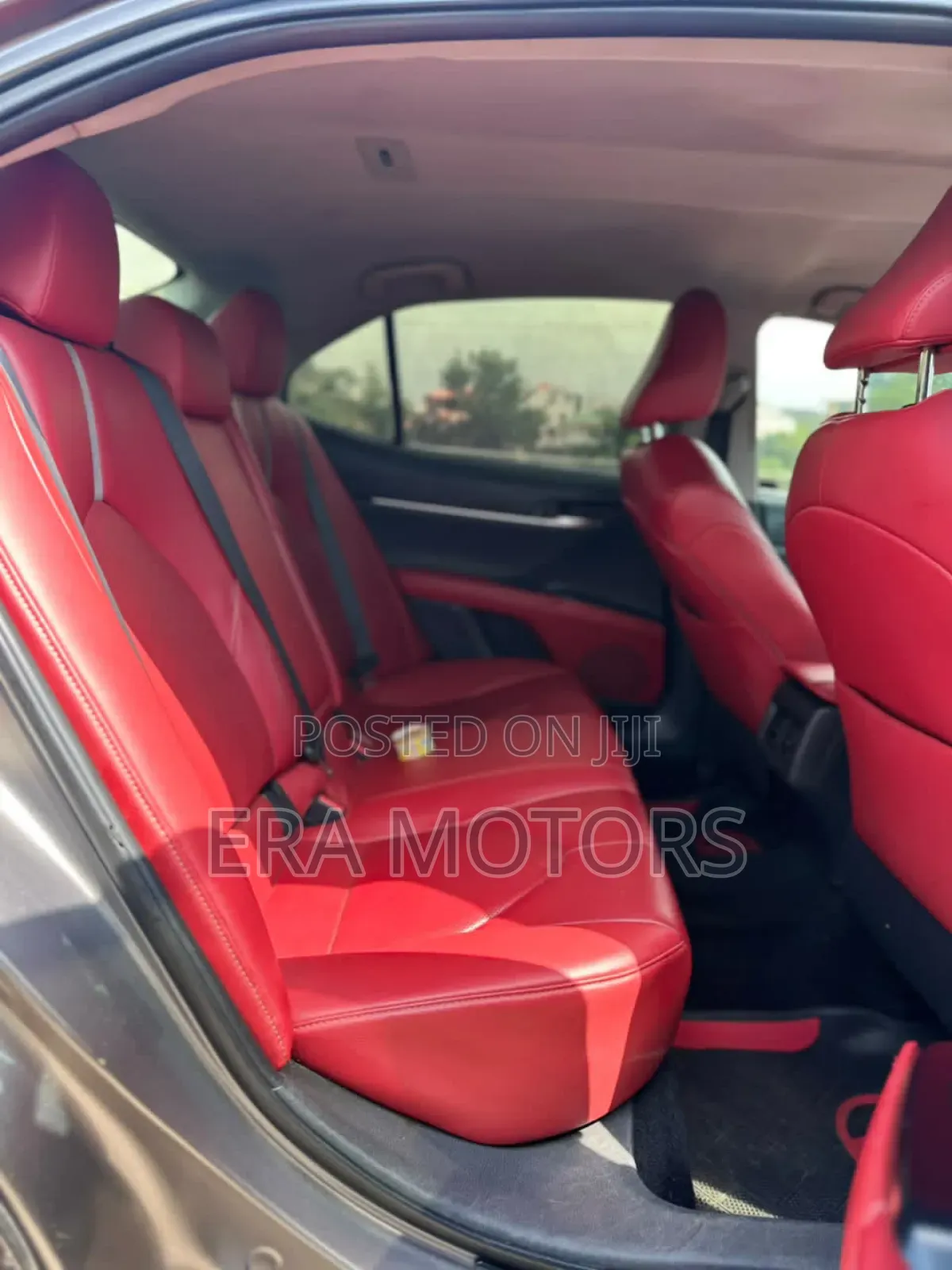 Toyota Camry XSE FWD (2.5L 4cyl 8AM) 2018 Silver