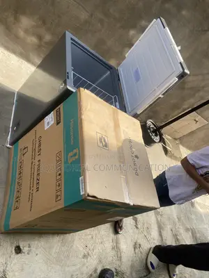 Hisense FC190SH Compact Chest Freezer 141L