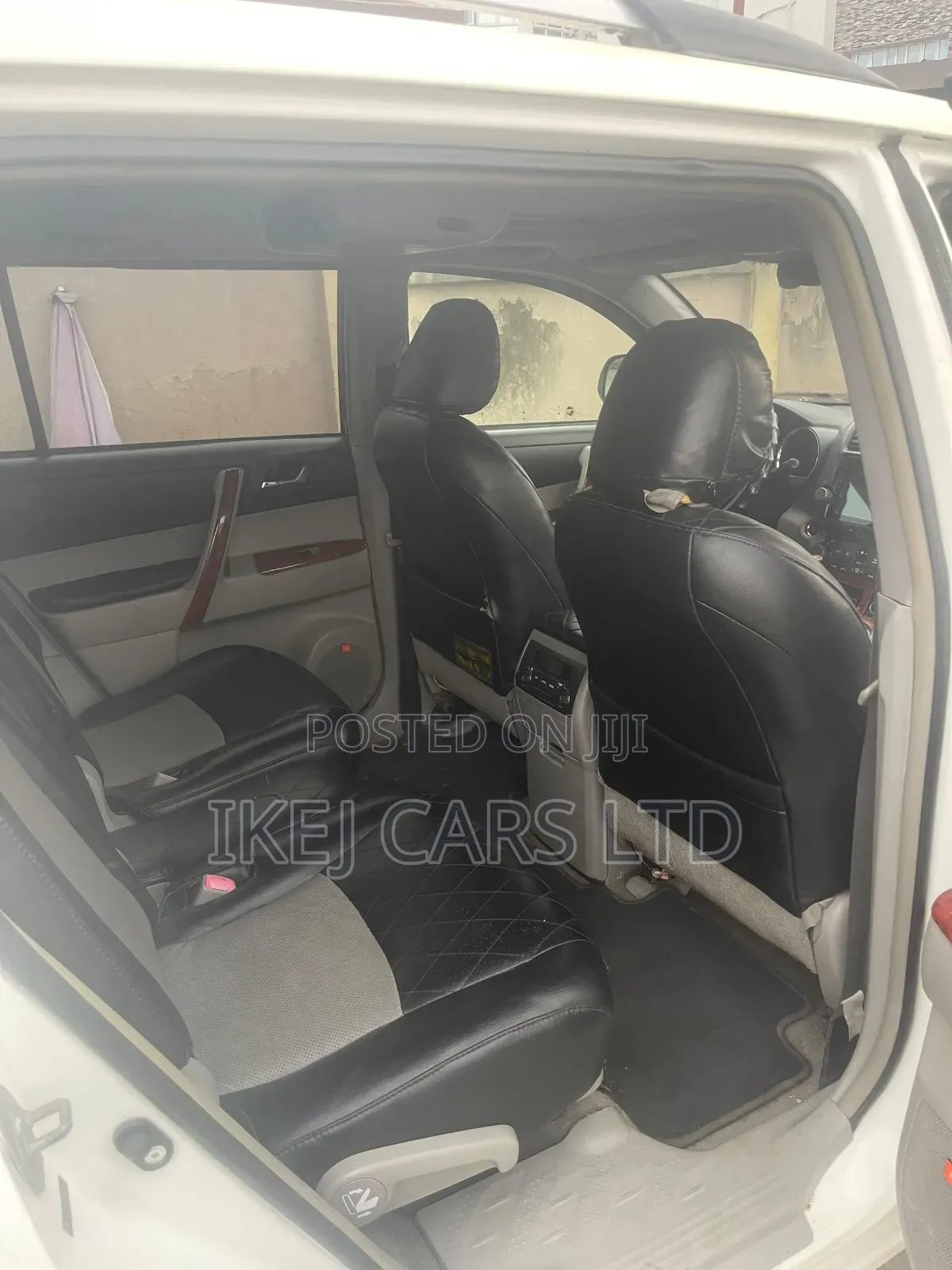 Hyundai Santa Fe 2015 White