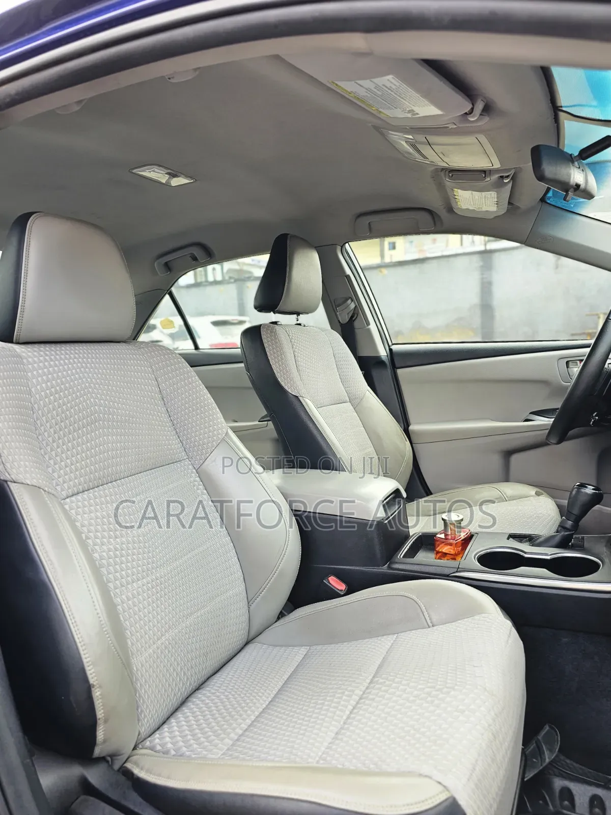 Toyota Camry SE 4dr Sedan (2.5L 4cyl 6A) 2015 Blue