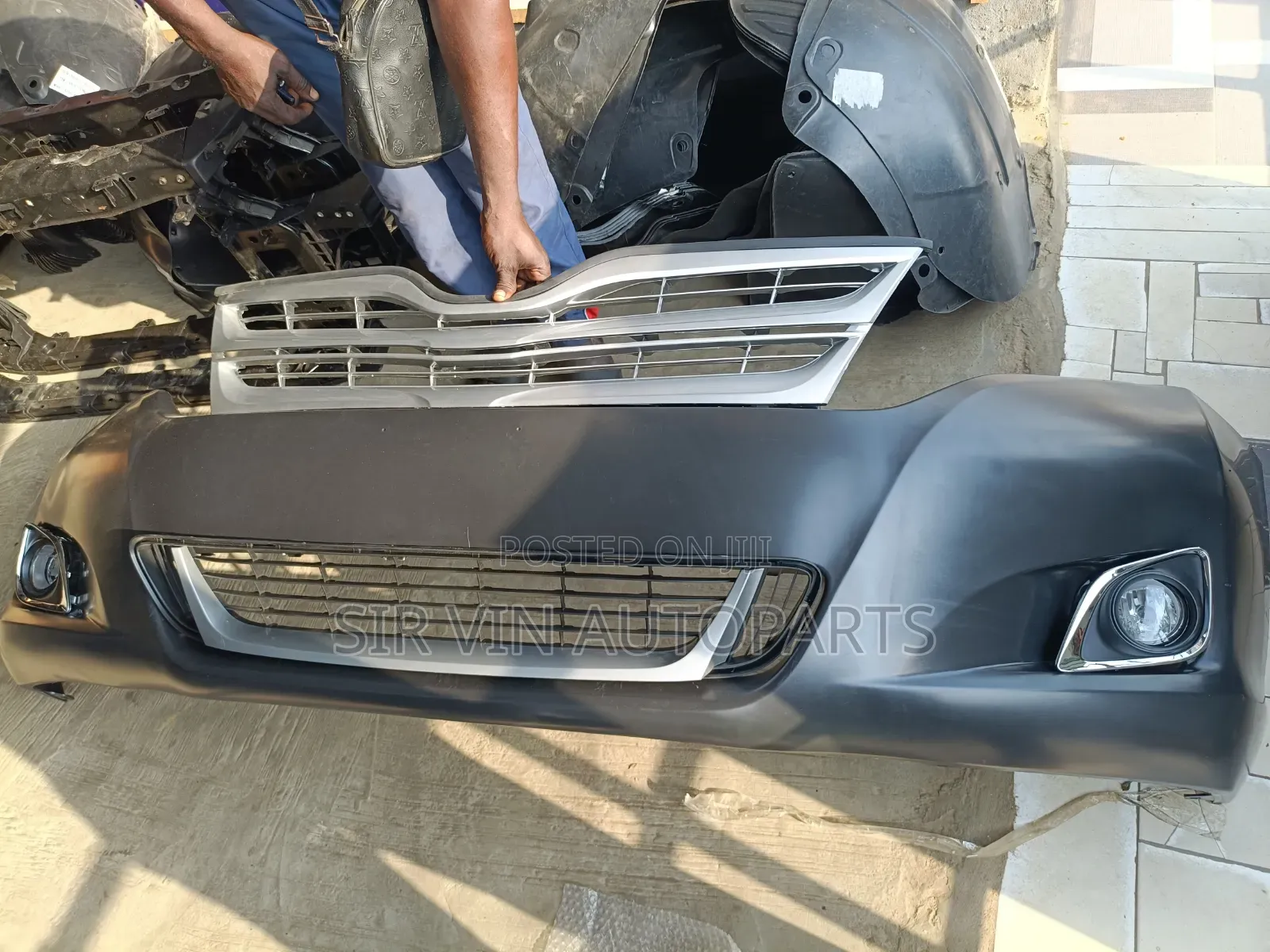Complete Front Bumper Toyota Zenza