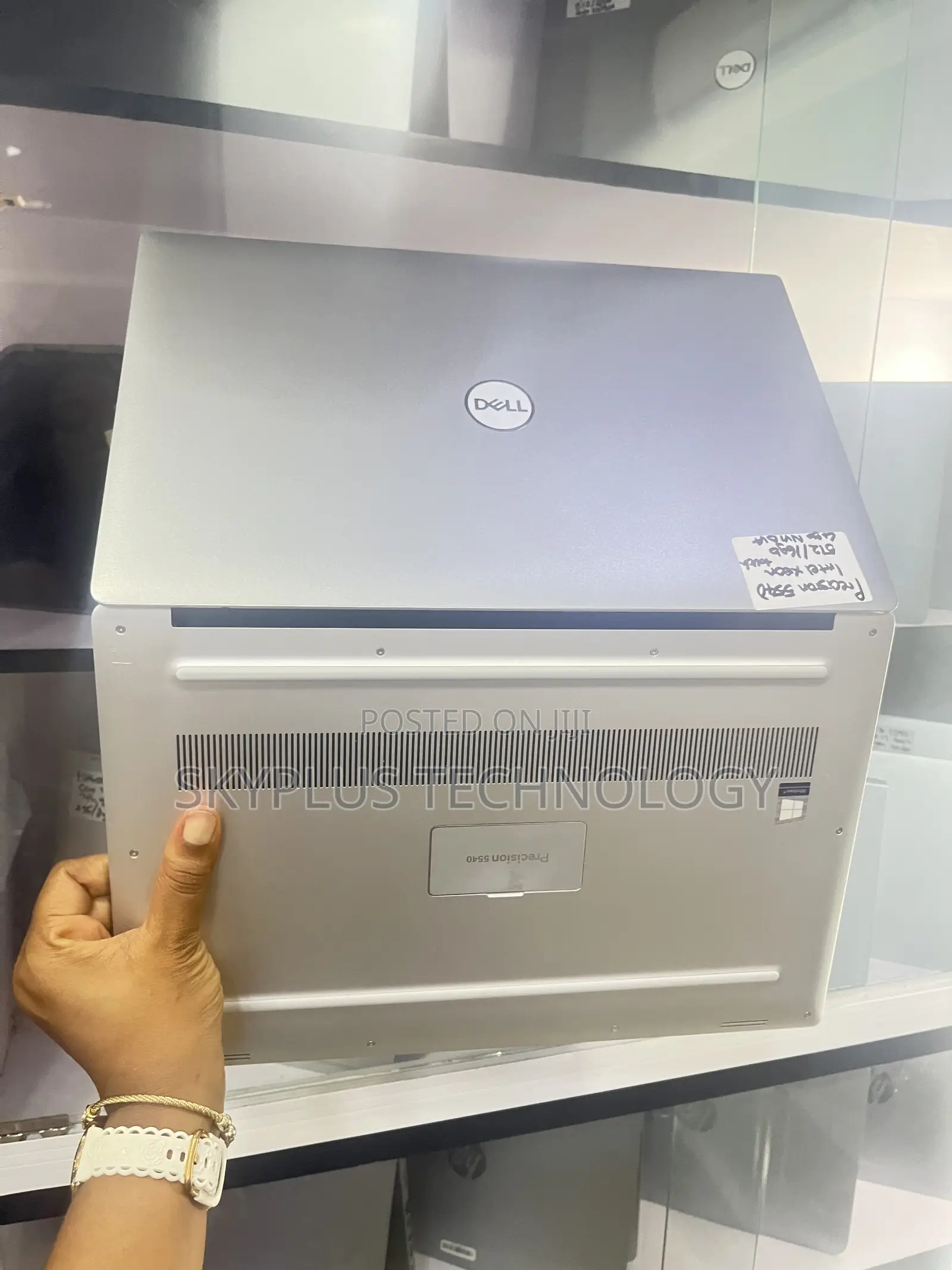 Laptop Dell Precision 15 5540 16GB Intel Xeon SSD 512GB