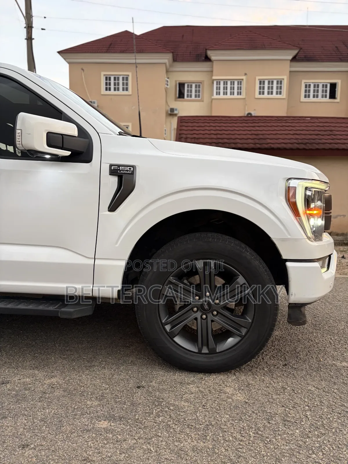 Ford F-150 LARIAT 2023 White
