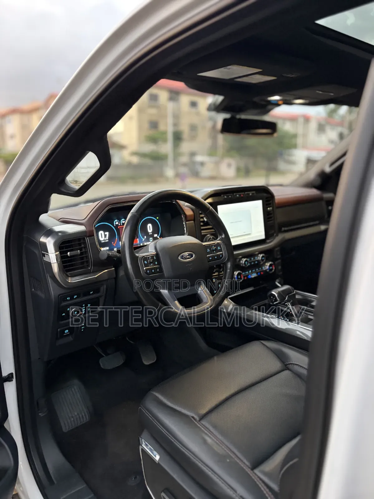 Ford F-150 LARIAT 2023 White