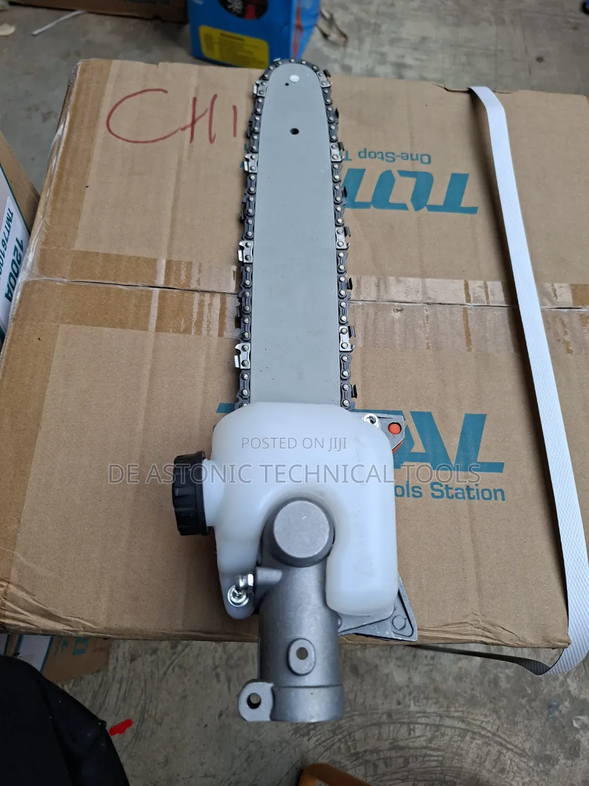Brush Cutter Chainsaw Attachment Head