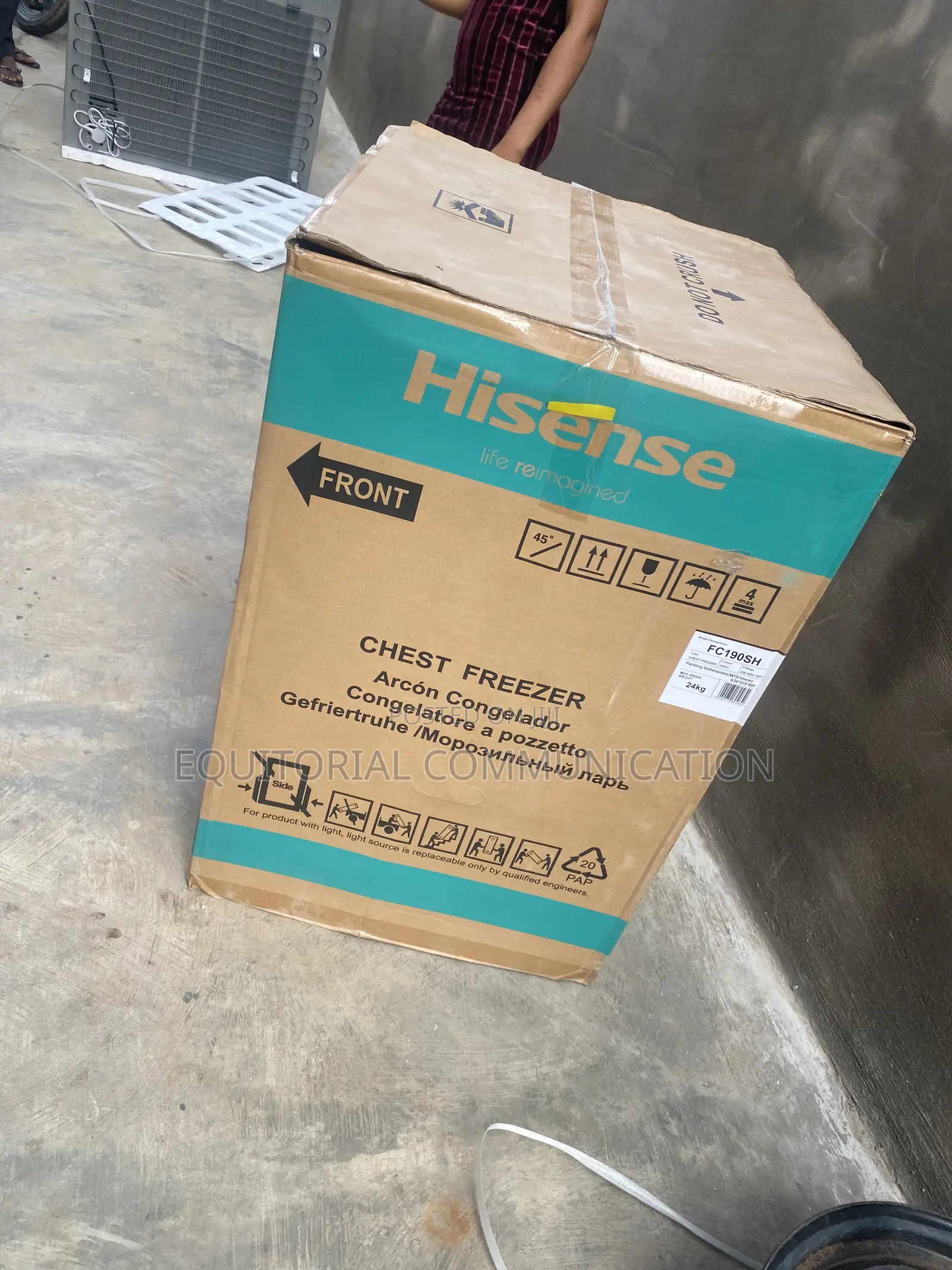Hisense FC190SH 141L Chest Freezer for Food Businesses